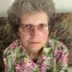 Meet your Posher, Louise